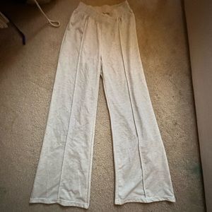 Cute grey sweats, very trendy and in style!